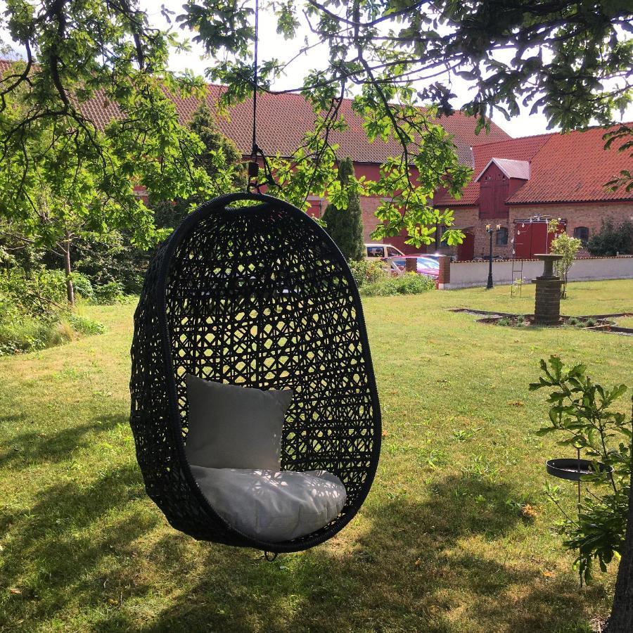 Villa Sandby B&B Borrby Екстериор снимка